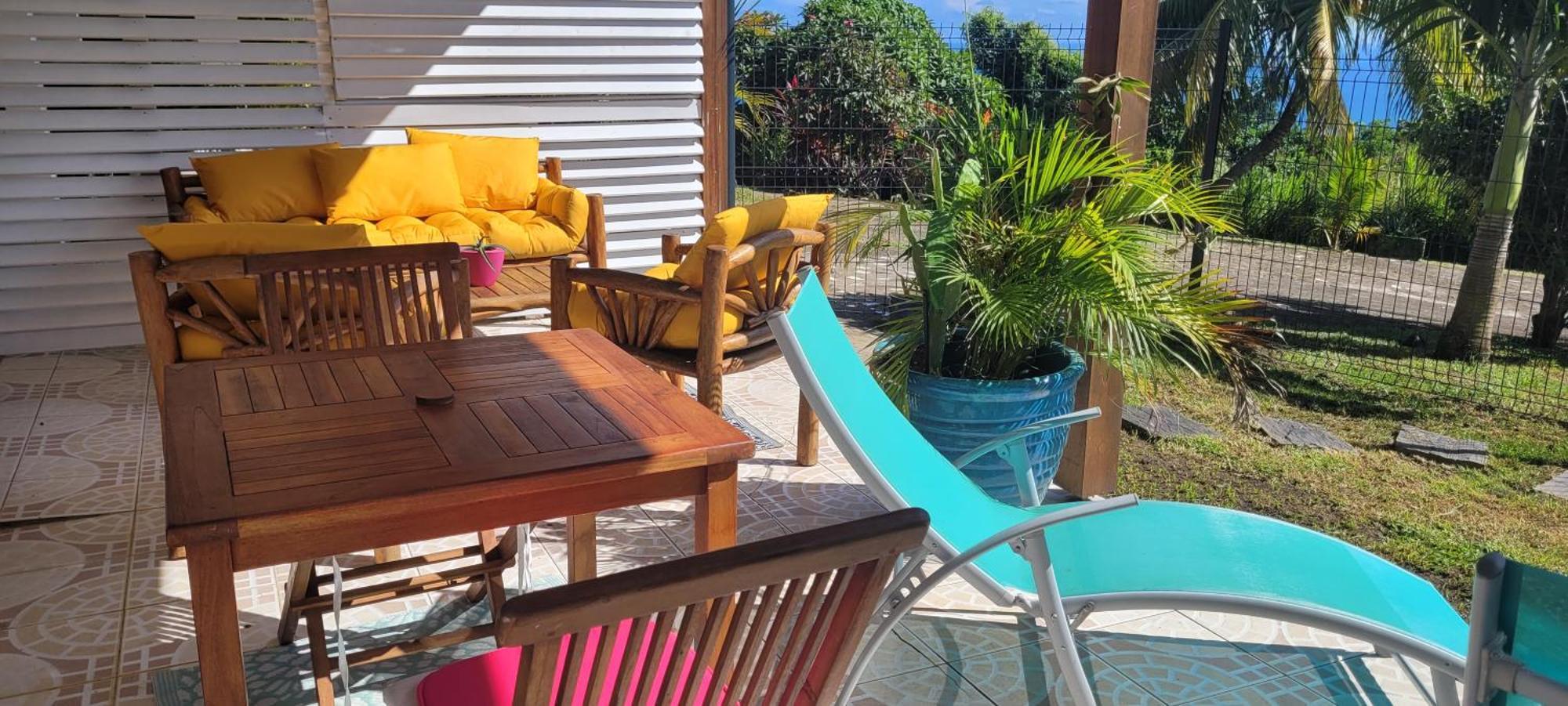 Eco-Chic Caribbean Retreat: Beachside Apartment with Sea Views Sainte-Luce Exterior photo